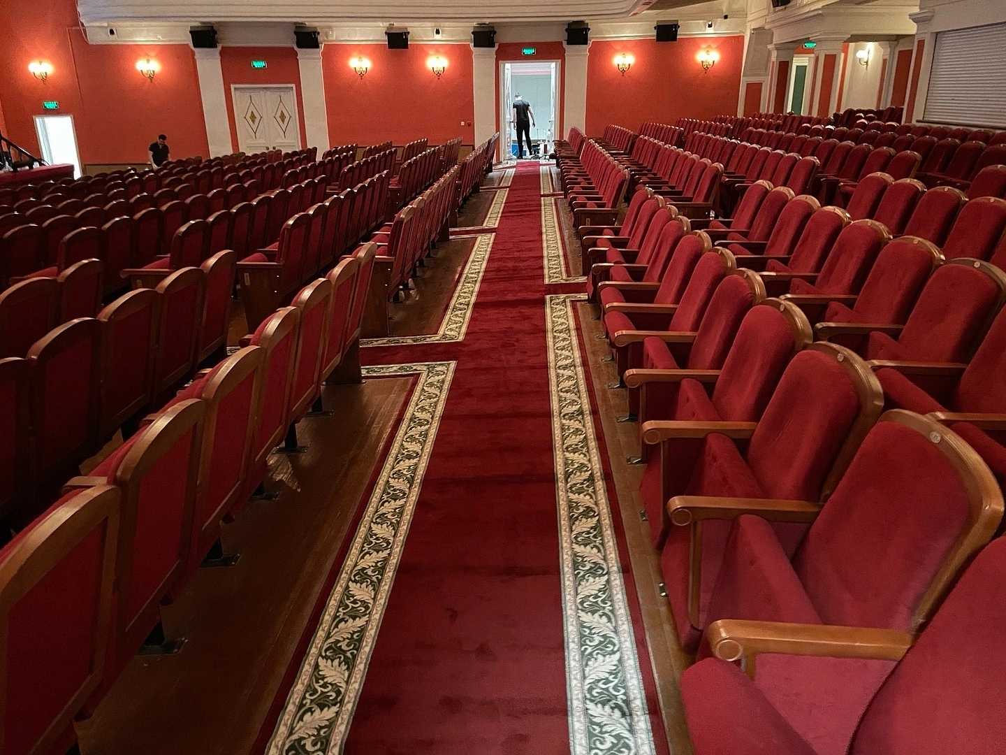 Укладка дорожки в Доме Культуры 17