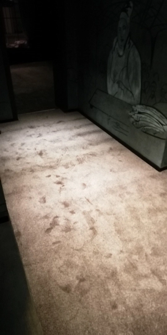 Укладка ковролина в ресторане 