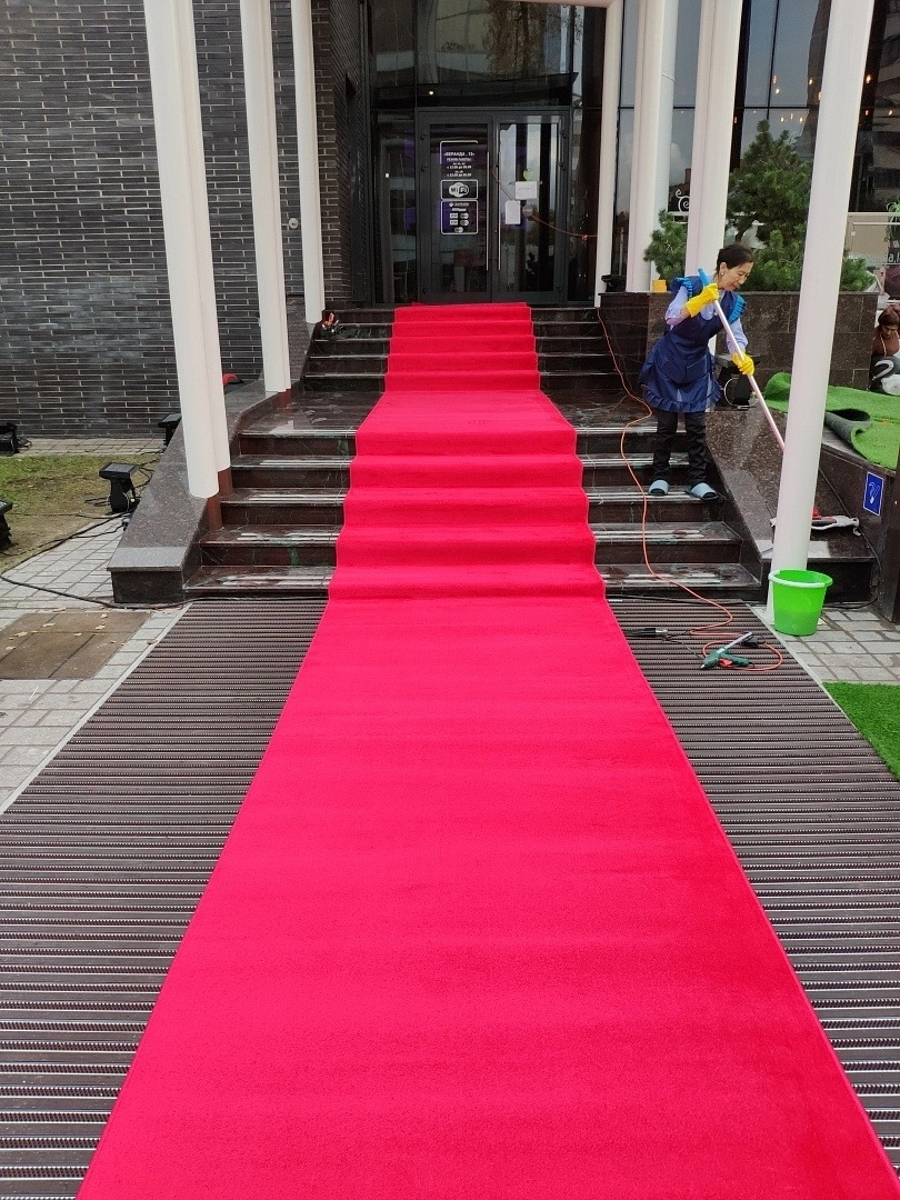 Укладка в ресторане 