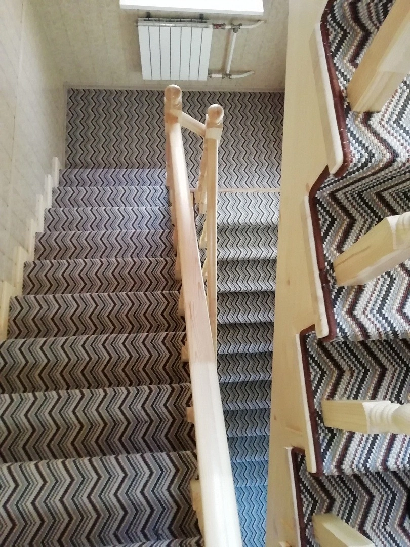 Укладка ковролина  в коттедже 10