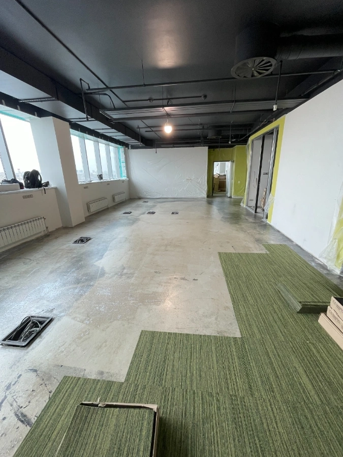 Укладка ковровой плитки в кабинетах сотрудников 2