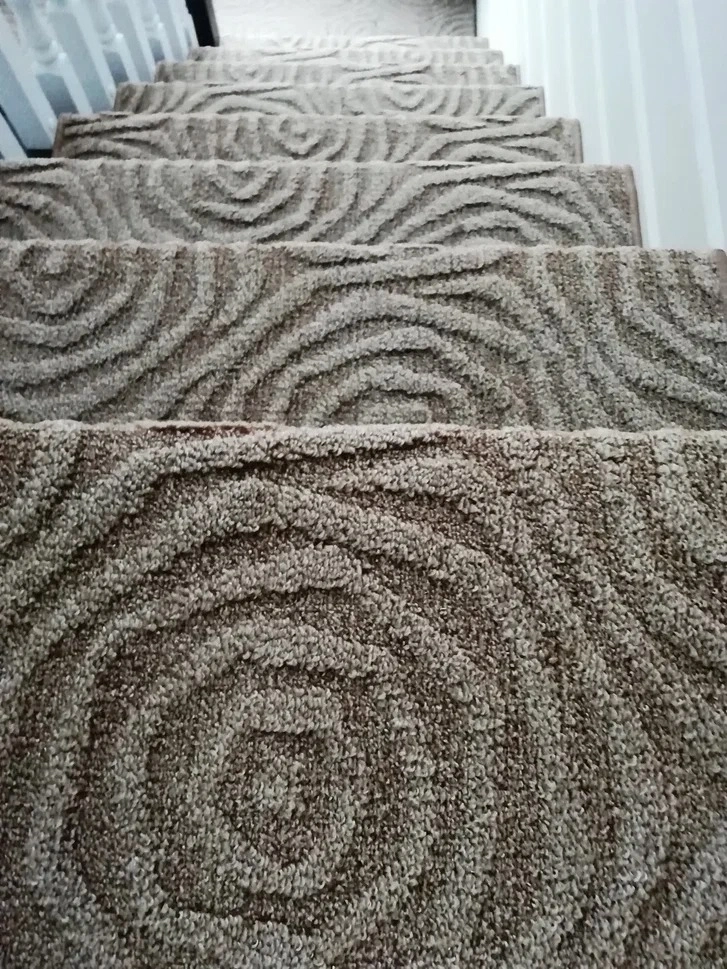 Укладка ковролина в офисе компании Фуртекс  6