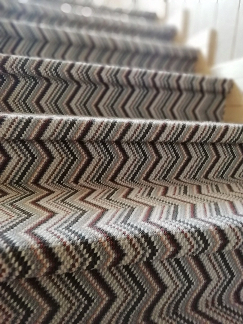 Укладка ковролина  в коттедже 6