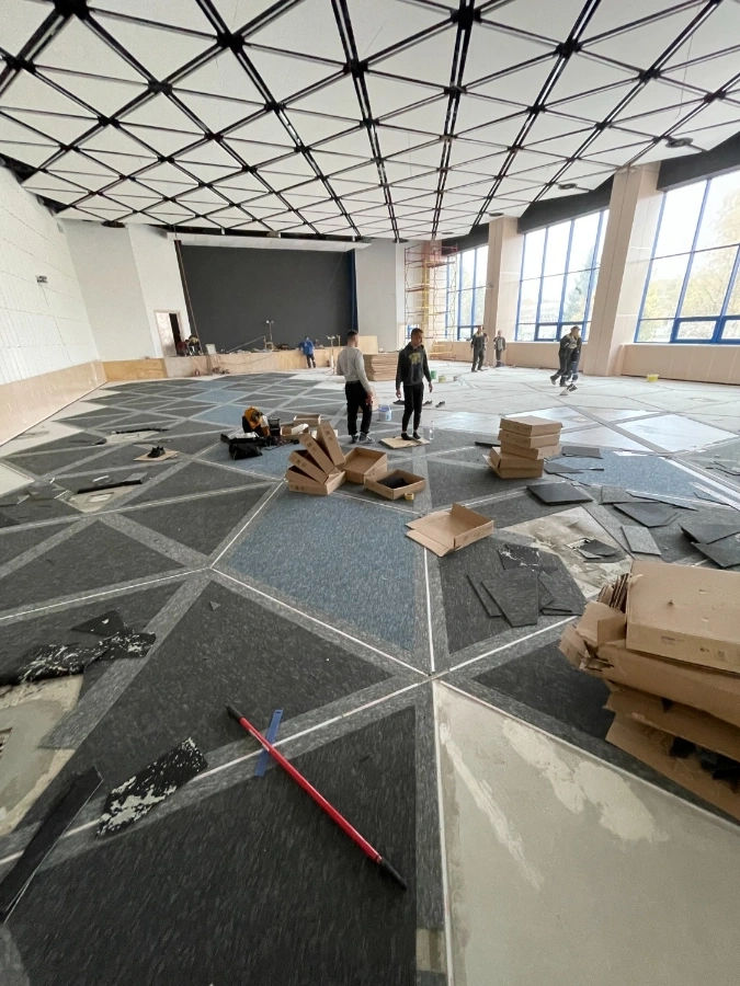 Укладка ковровой плитки в Обнинск РосАтом в виде сот реактора 9