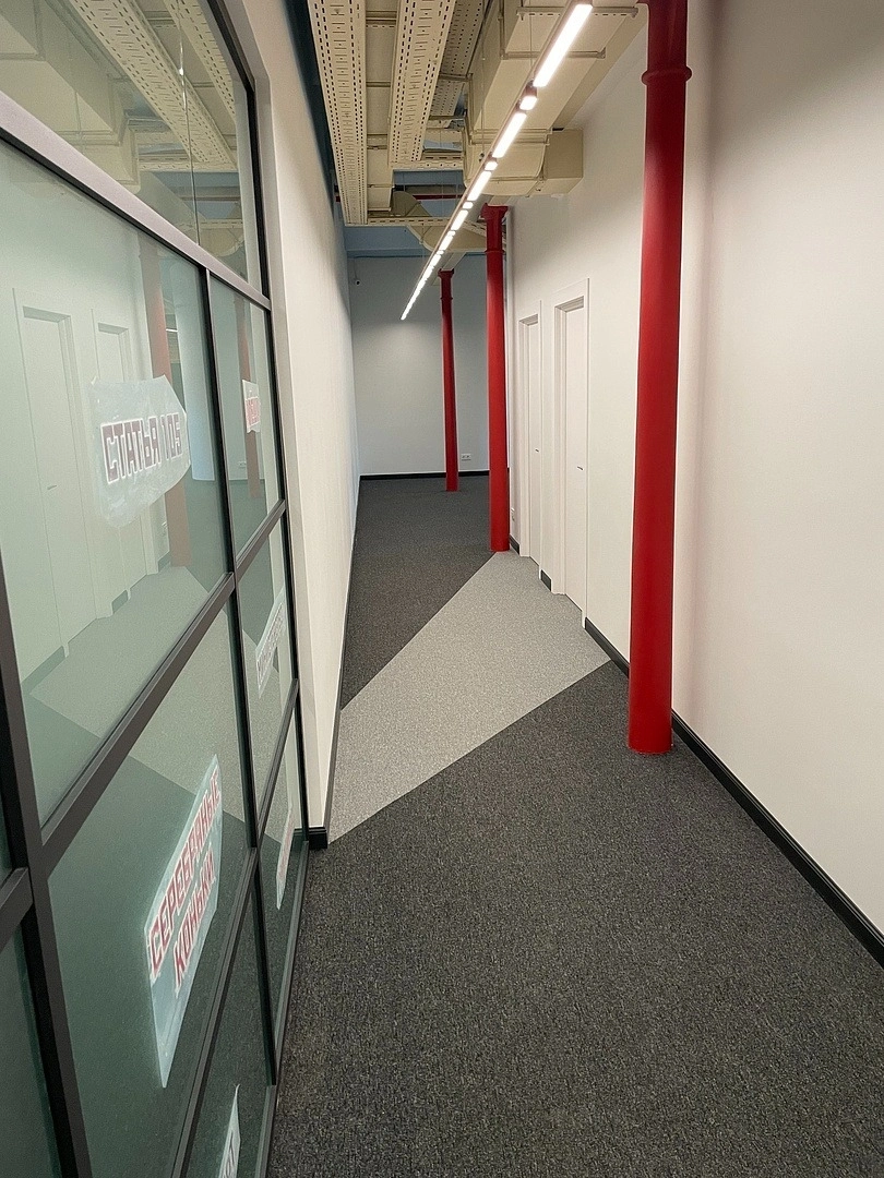 Укладка ковровой плитки в архитектурном бюро 29