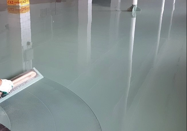 Монтаж 2-х компонентного наливного пола