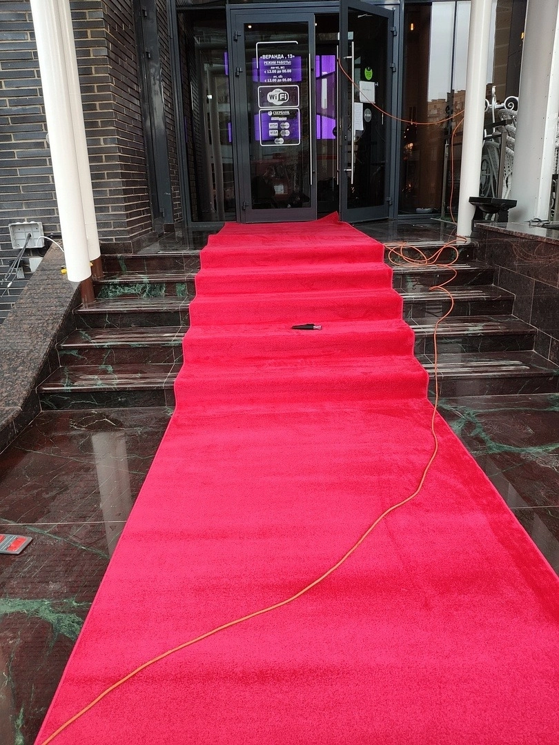 Укладка в ресторане 