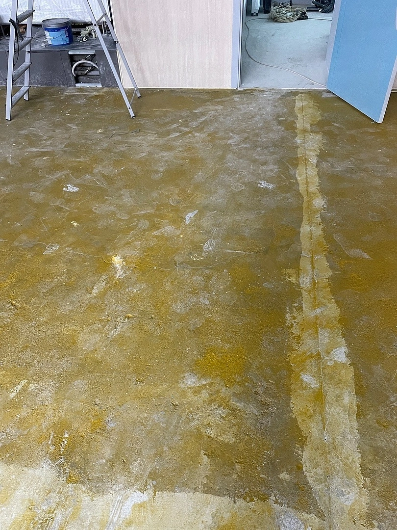 Укладка линолеума в дворце бильярдного спорта 6