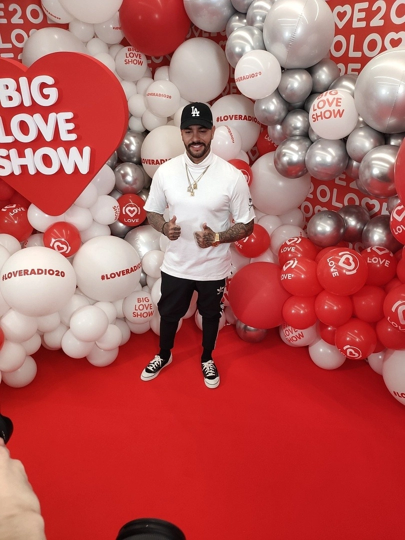 Укладка дорожки в Крокус Сити Холл 9