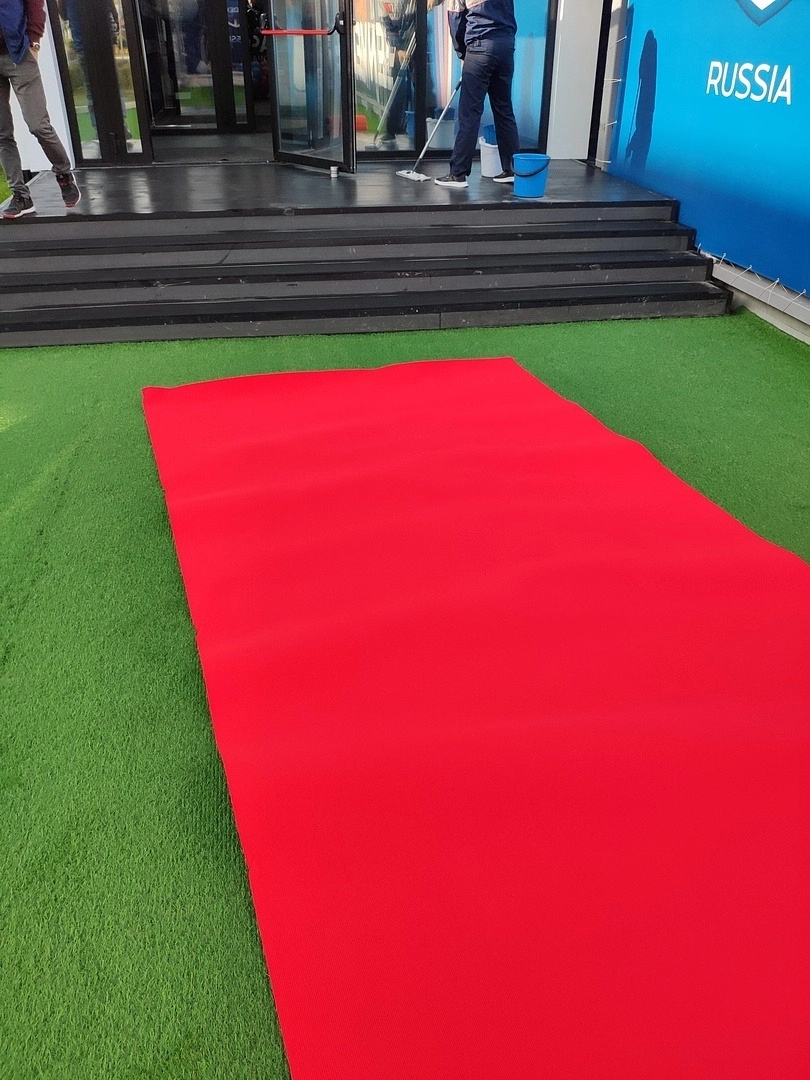 Укладка дорожки для Paris  Saint-Germain Academy Russia 6