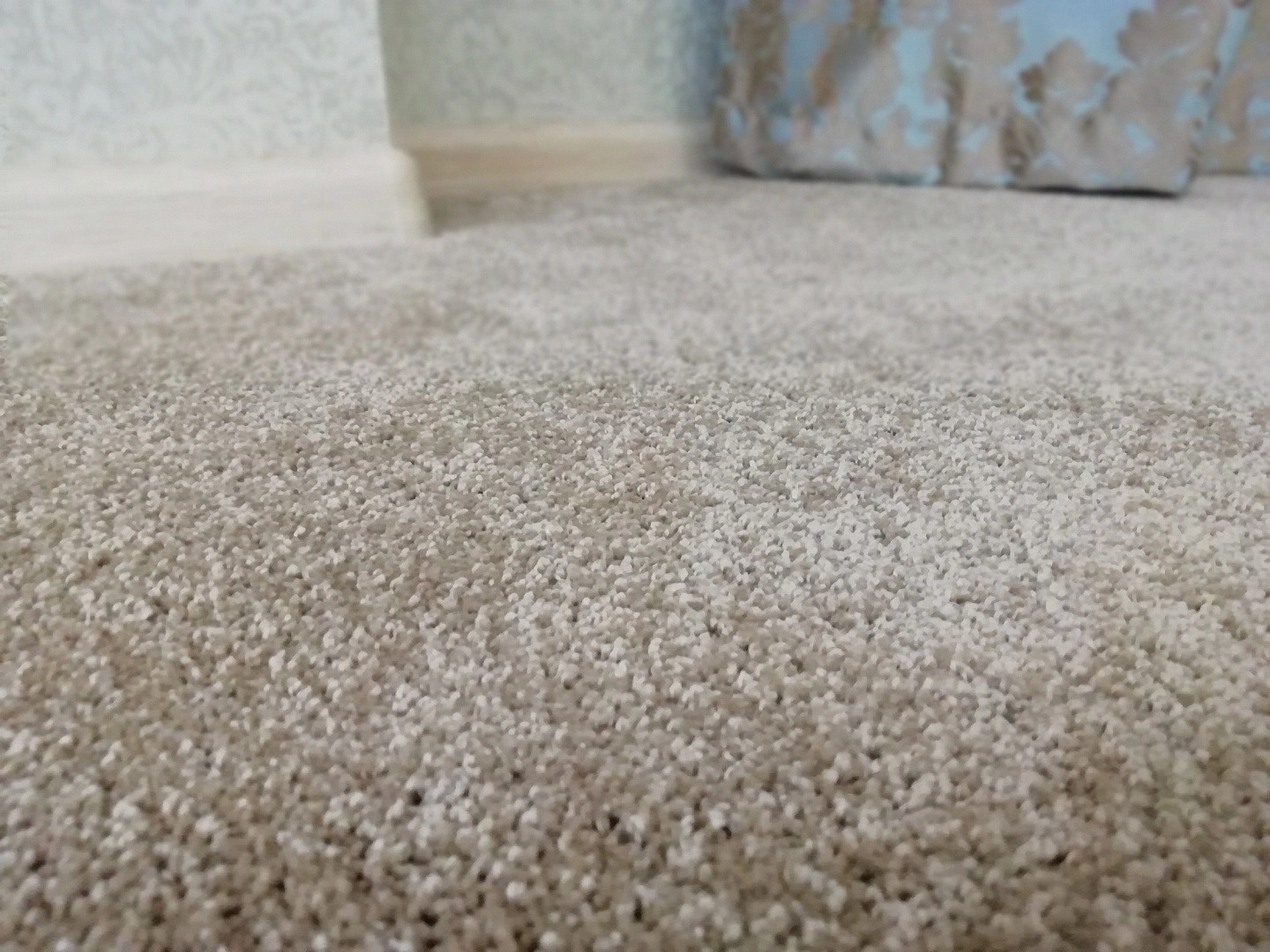 Укладка ковролина в квартире