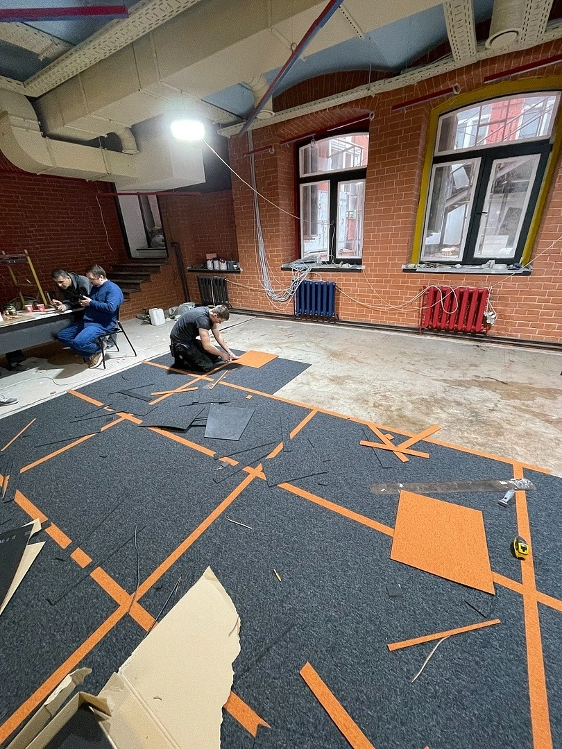 Укладка ковровой плитки в архитектурном бюро 31