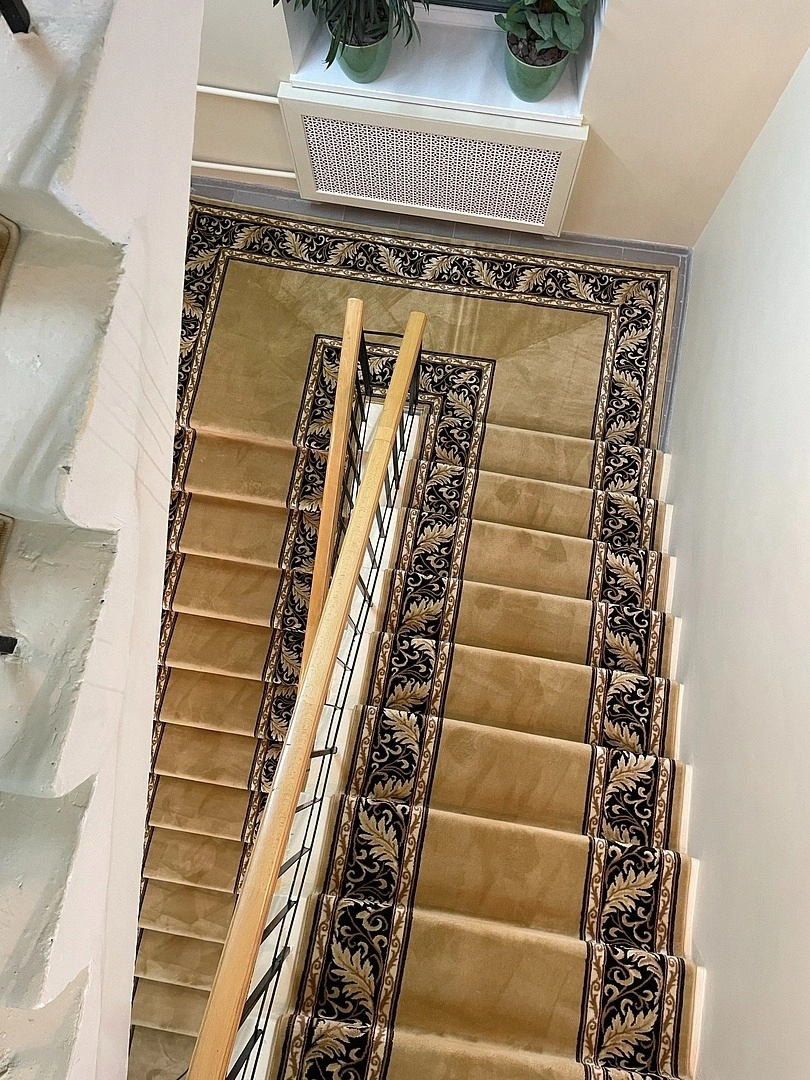 Укладка дорожки в Музее истории медицины МГМСУ имени А. И. Евдокимова 13