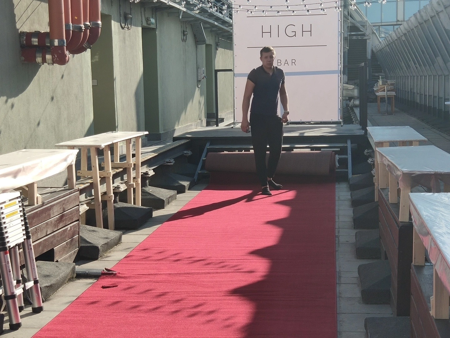 Укладка дорожки в Башне Империя, Москва Сити 7