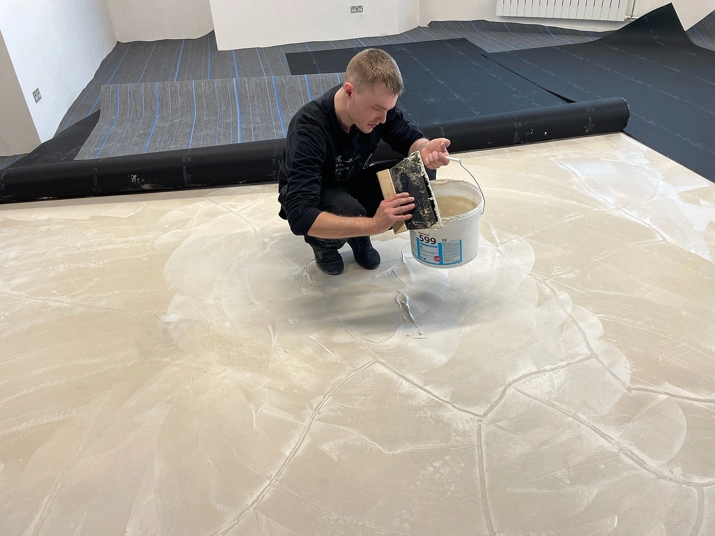 Укладка линолеума в ГНИВЦ 3