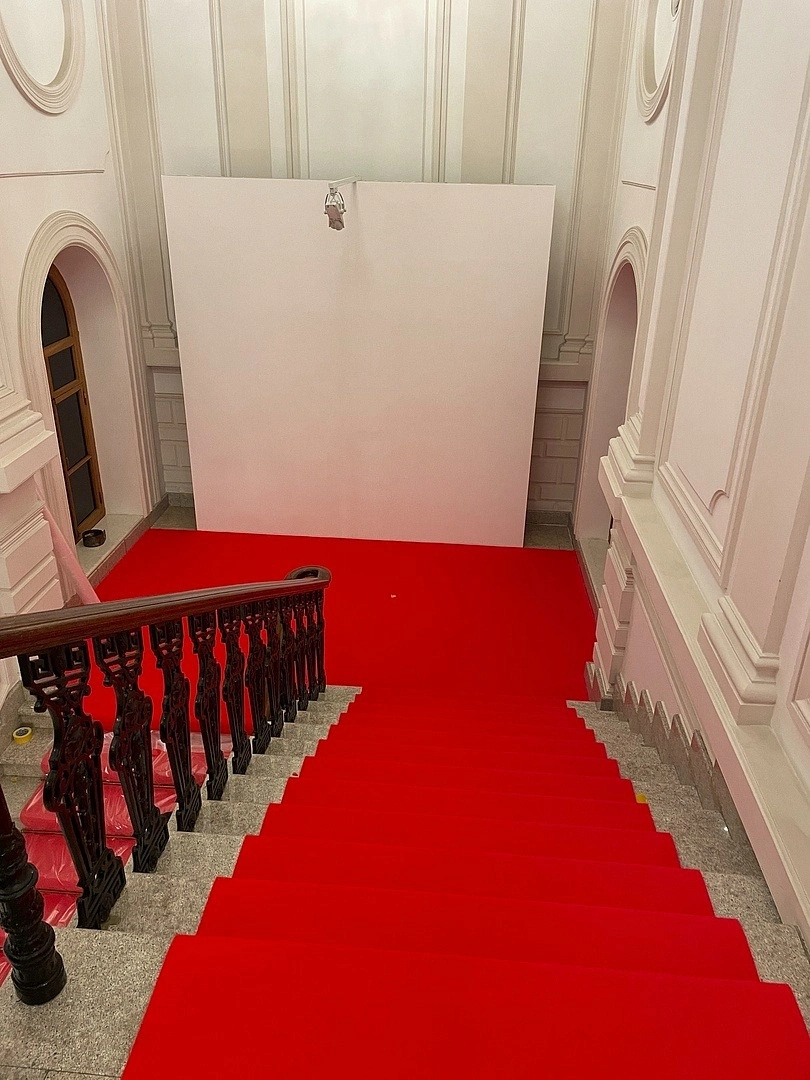 Укладка дорожки в Доходном  доме В.И. Фирсановой 6