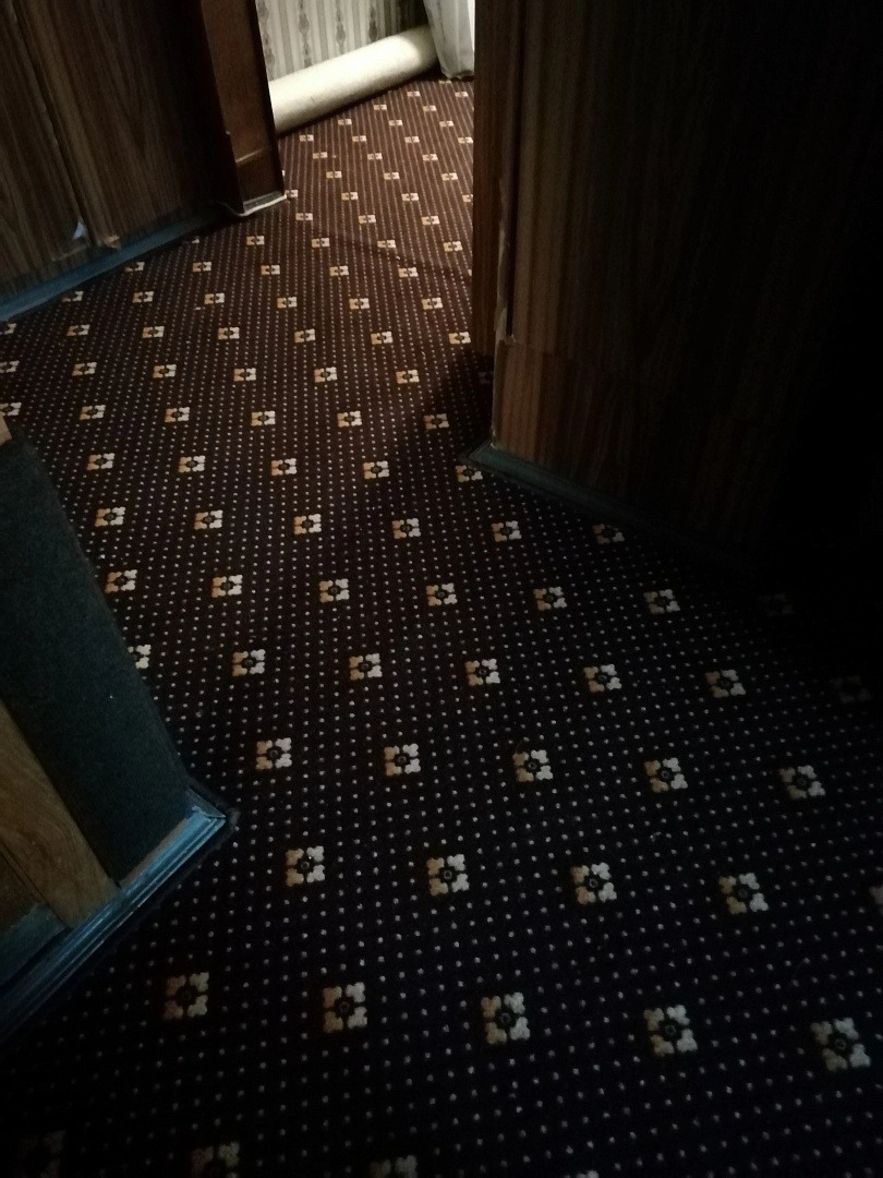 Укладка ковролина в квартире 6