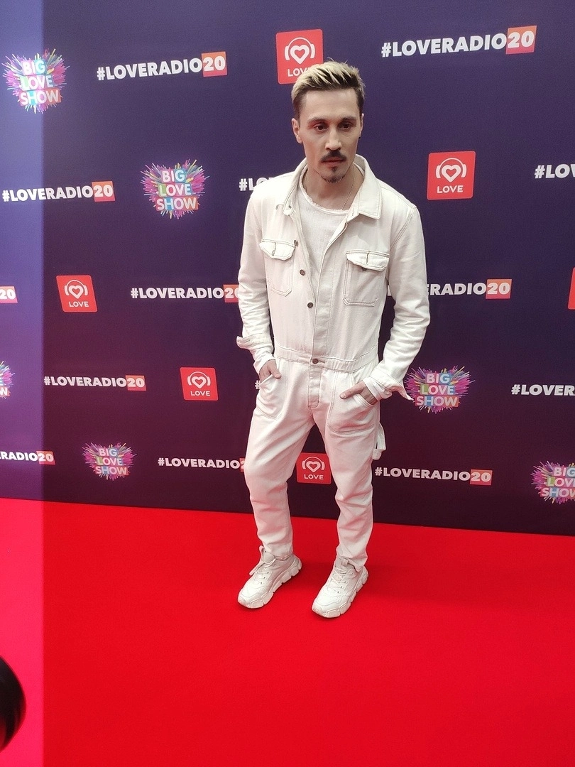 Укладка дорожки в Крокус Сити Холл 8